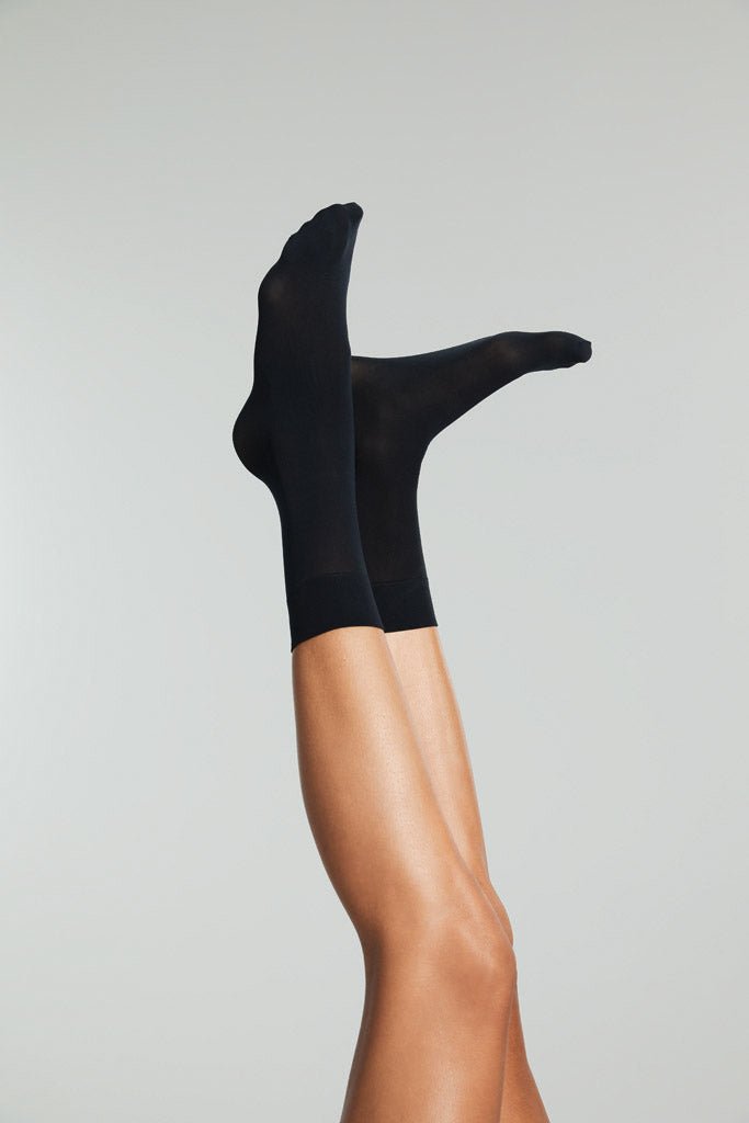 Fogal | Opaque - Semi - opaque, soft, matte Crew Socks - 30den - 20138|MIDNI-ONE