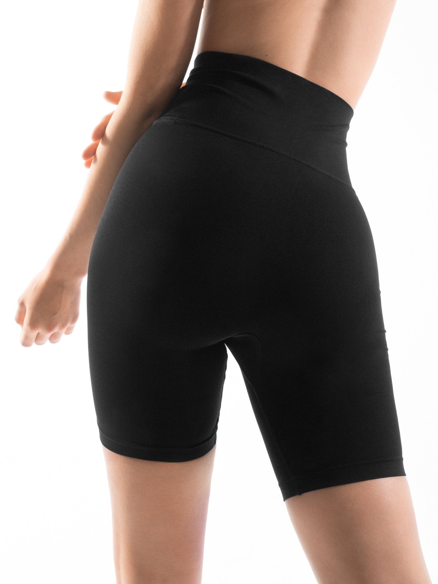 Fogal | Petra Short - 60400|BLACK-SM