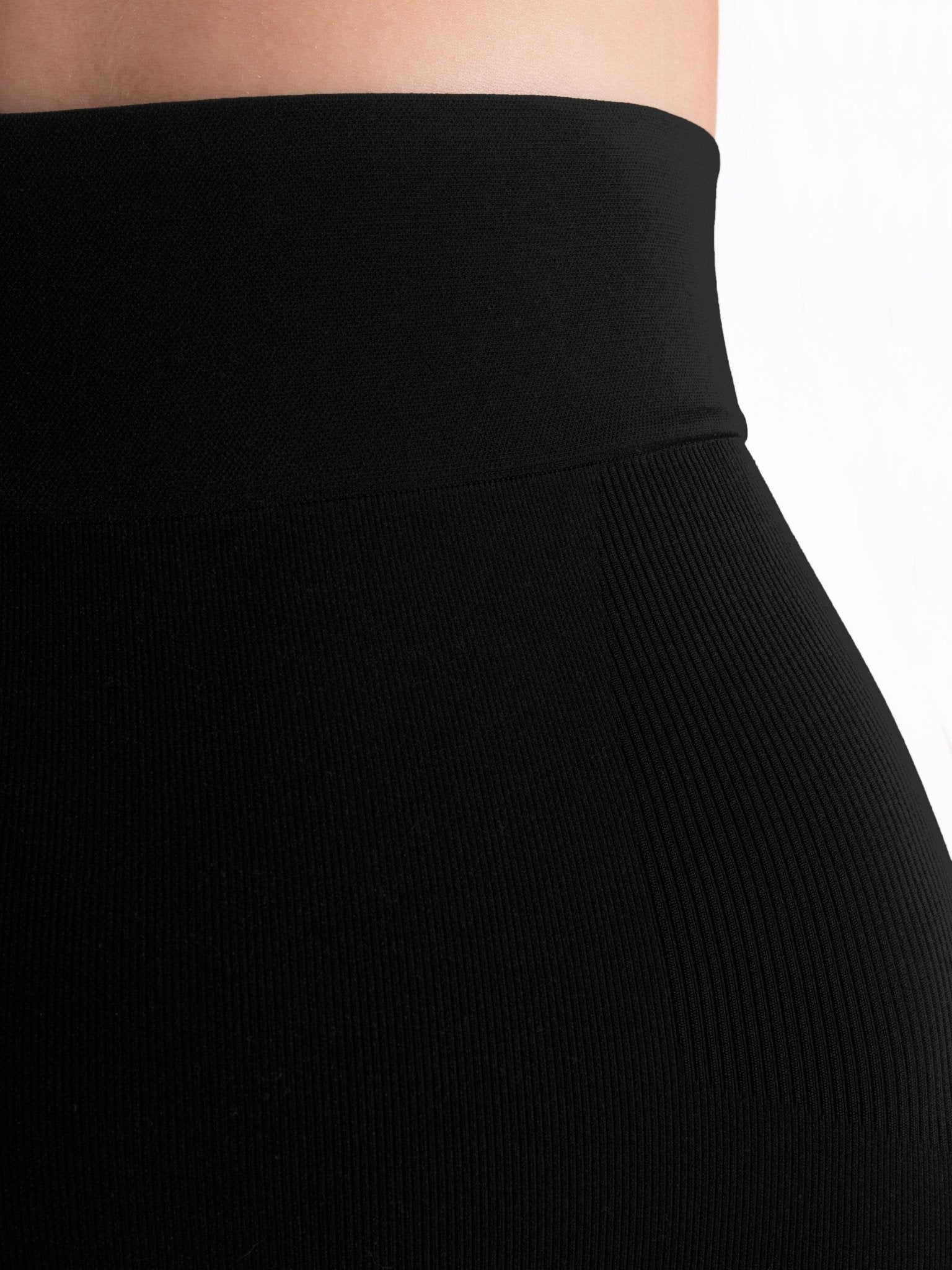 Fogal | Uma Shapewear Short - 60200|BLACK-SM